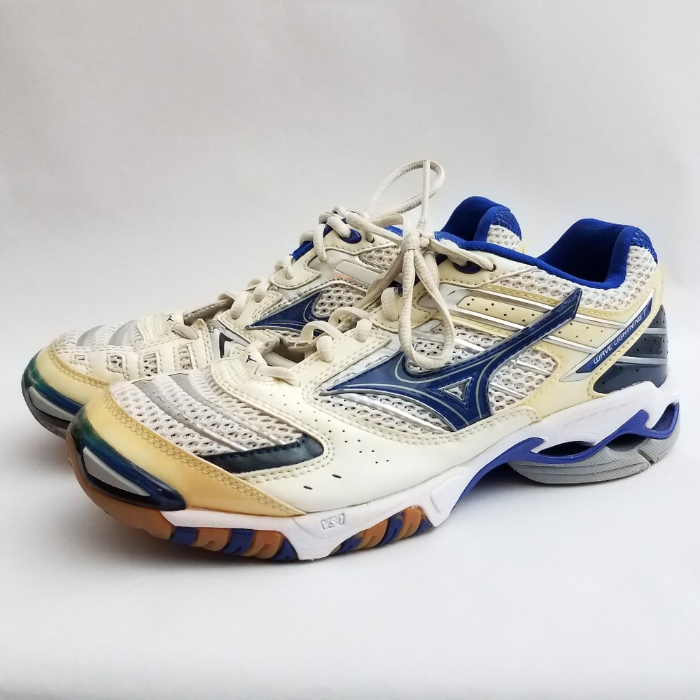 Mizuno Wave Lightning 7 Volleyball Athletic Shoes